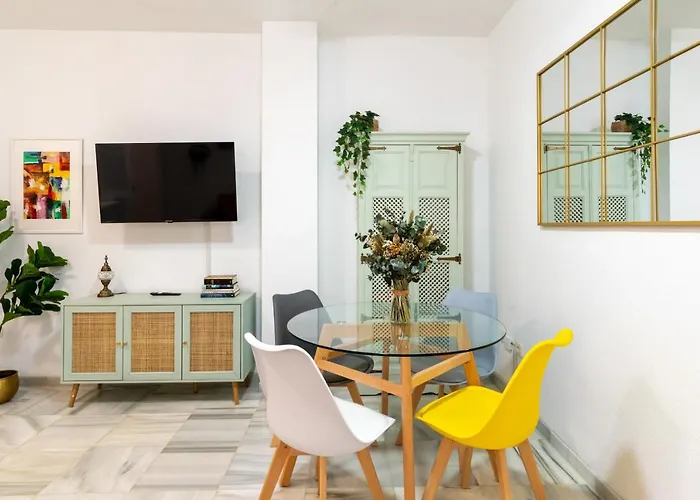Apartamento Con Garaje, Centro De Sevilla